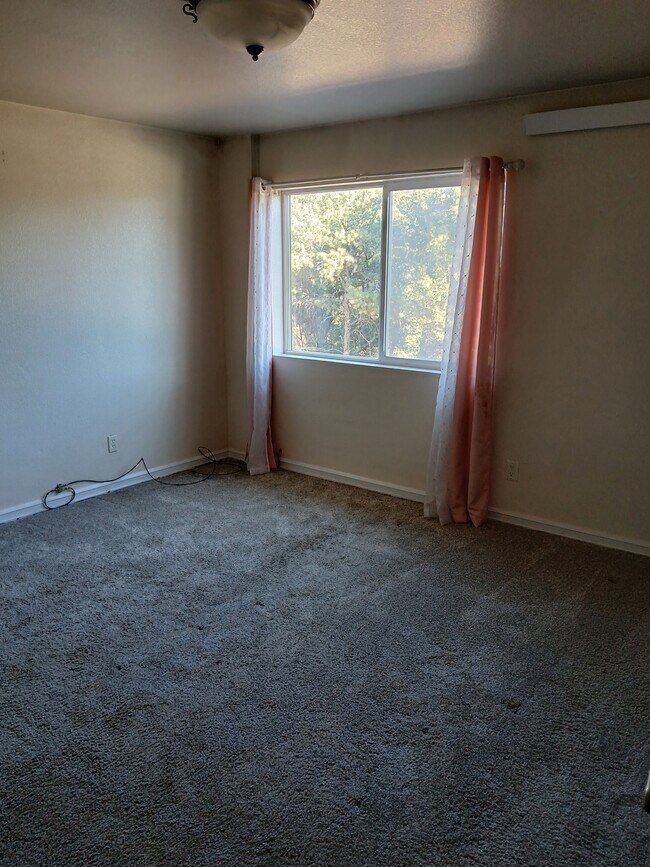 Building Photo - 254 Gribble Dr