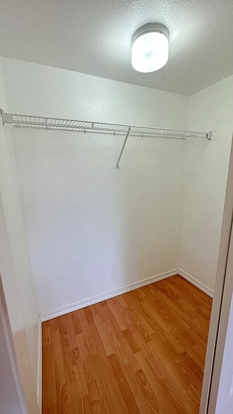 Larger Bedroom Walk-in Closer - 91-1058 Kekuilani Loop