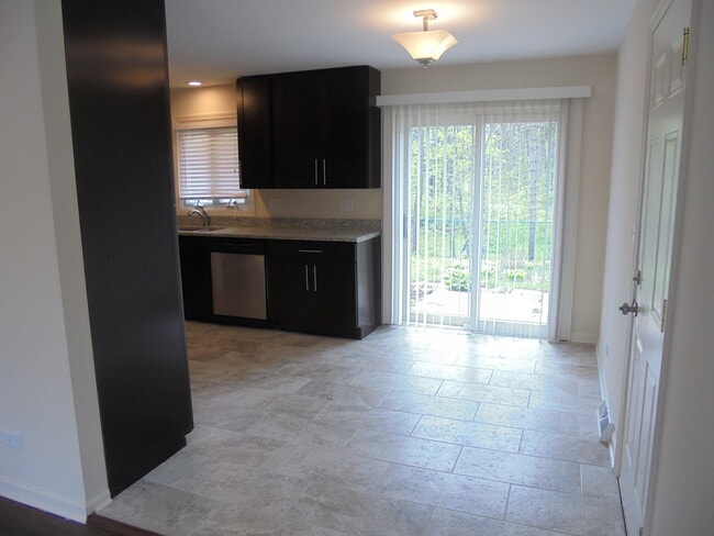 Building Photo - 4513 David Ln