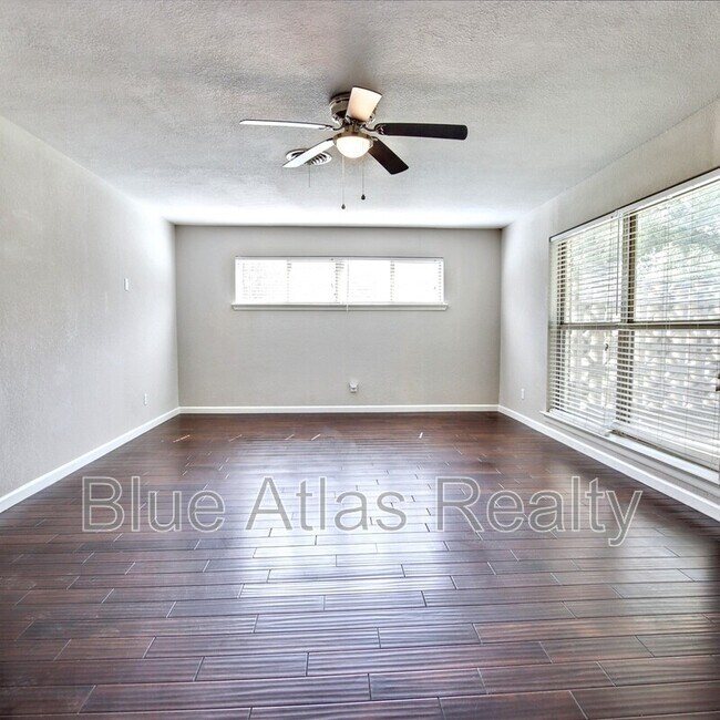 Building Photo - 1520 Sunnybrook Dr