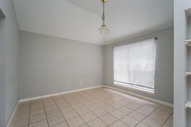 Building Photo - 8319 Wind Willow Dr