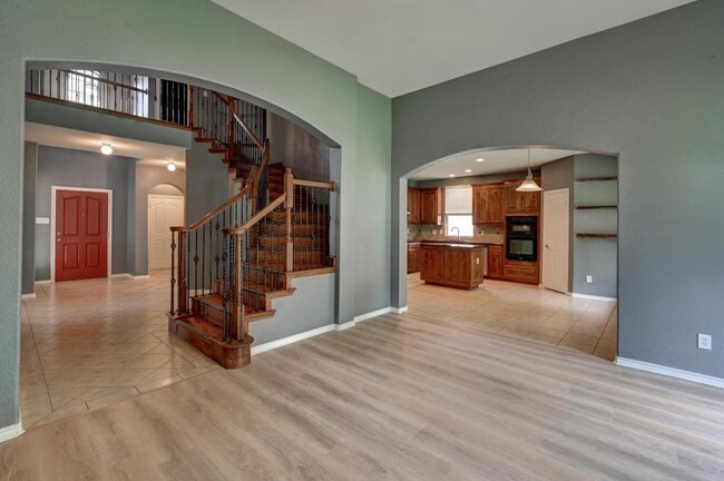 Building Photo - 5755 Skinner Way