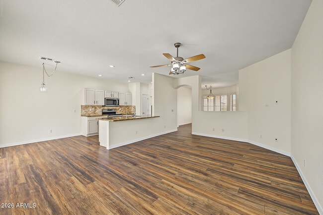 Building Photo - 6960 S Windstream Dr
