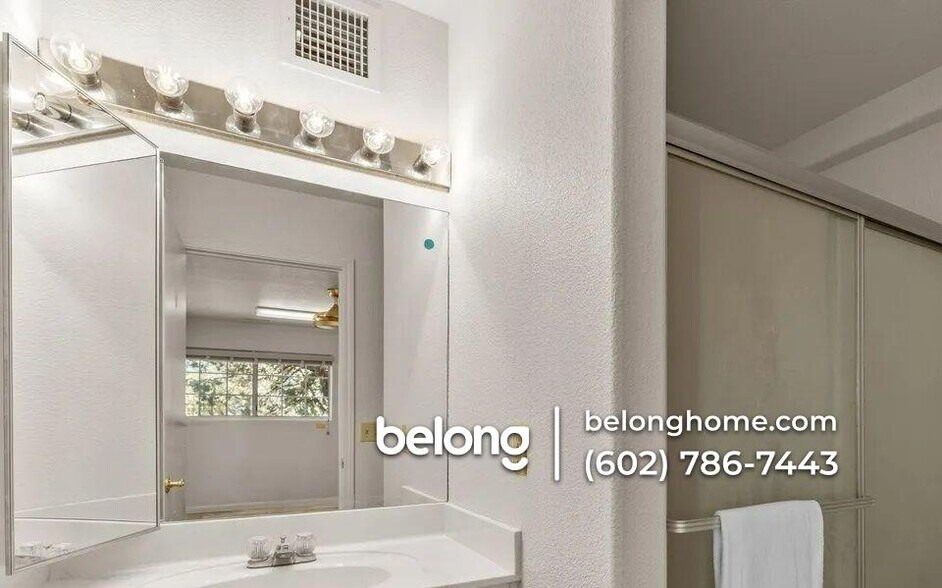 Building Photo - 895 Sunrise Blvd