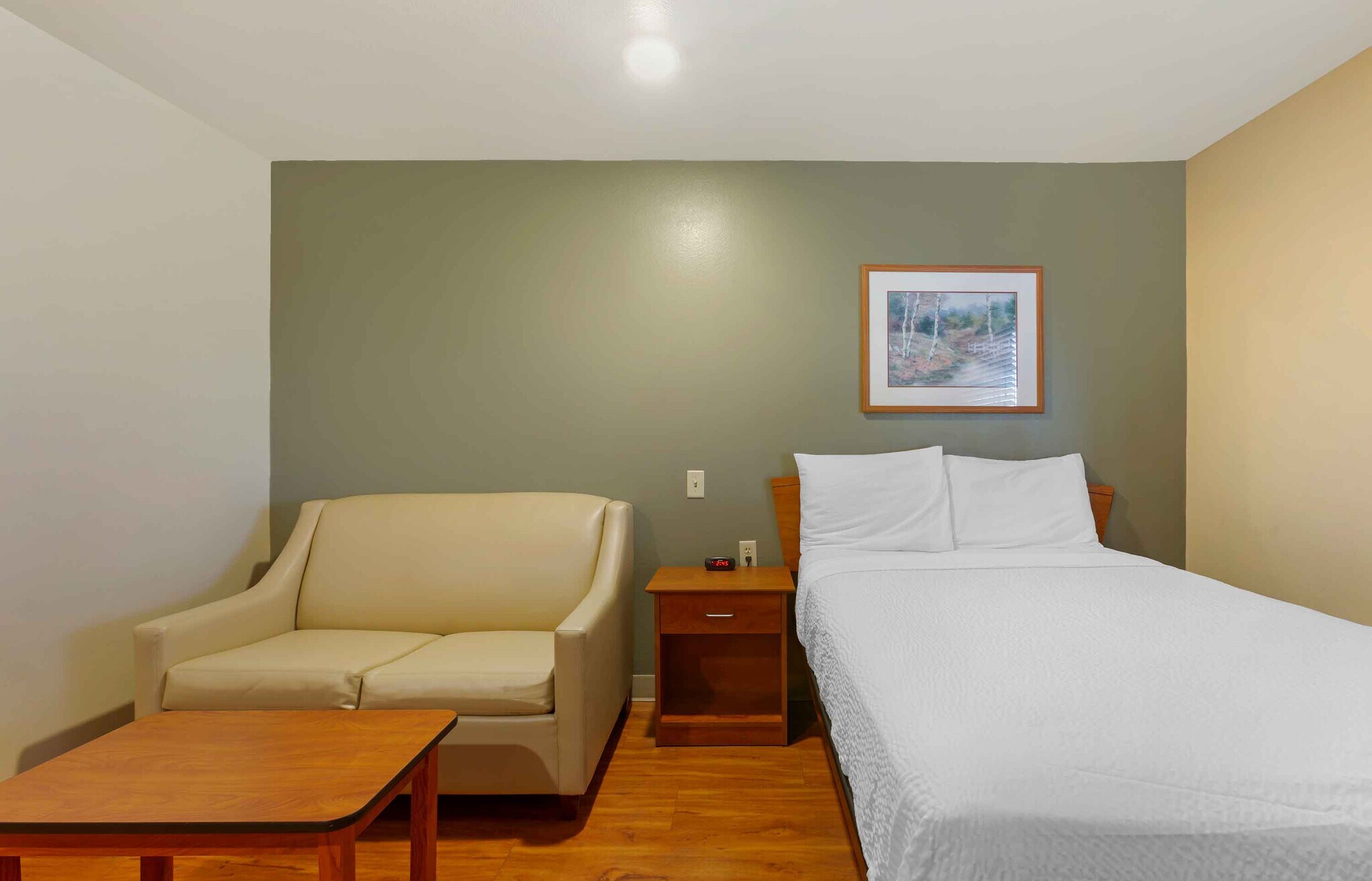 Building Photo - Furnished Studio-Tuscaloosa