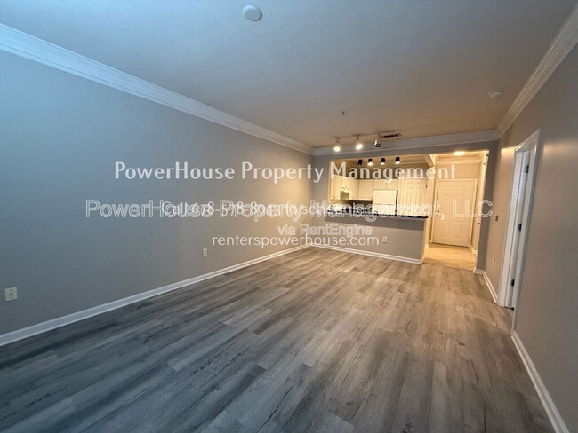 Building Photo - 1850 Cotillion Dr
