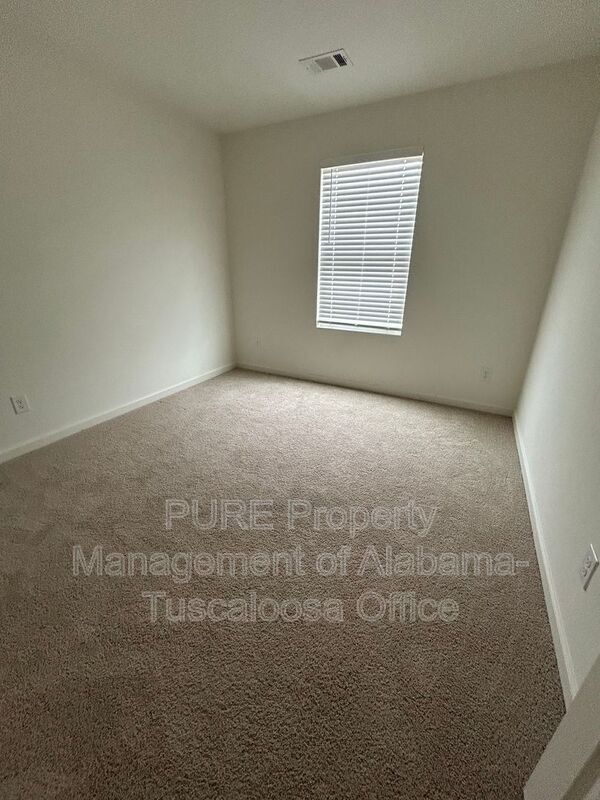 Building Photo - 3509 Magnolia Hls Dr