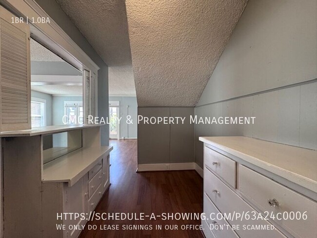 Building Photo - 1237 2nd St