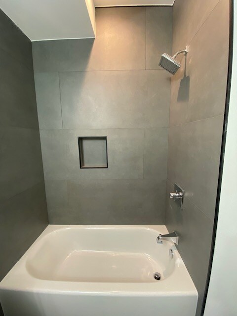 Building Photo - 756 N 38th St