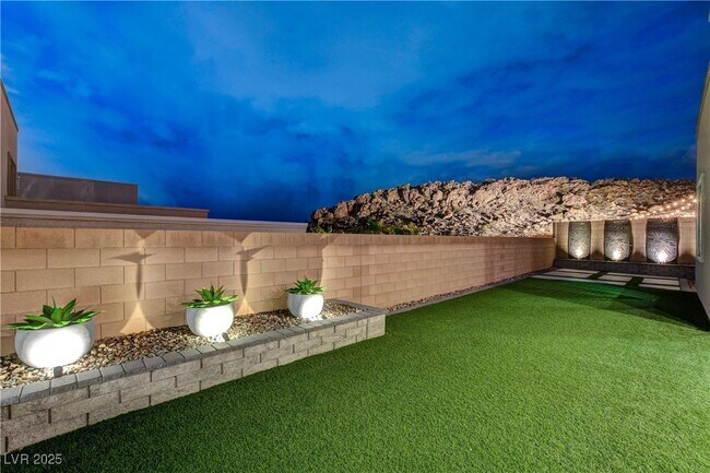 Building Photo - 746 Horizon Canyon Dr
