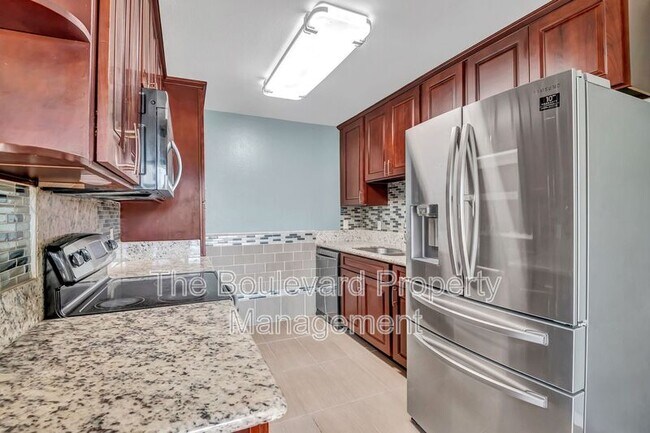 Building Photo - 91-1020-1020 Kaiau Ave