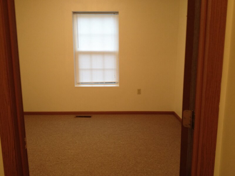 Building Photo - 1000 Church Hill Dr