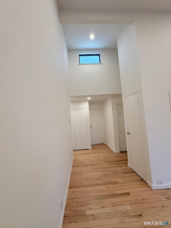 Building Photo - 9 Cook Close