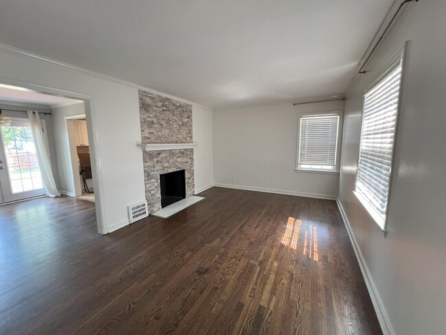 Building Photo - 7110 Woodson St