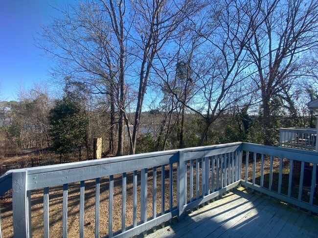 Building Photo - Broad River Township