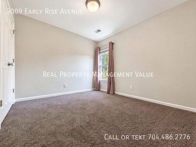 Building Photo - 3009 Early Rise Ave