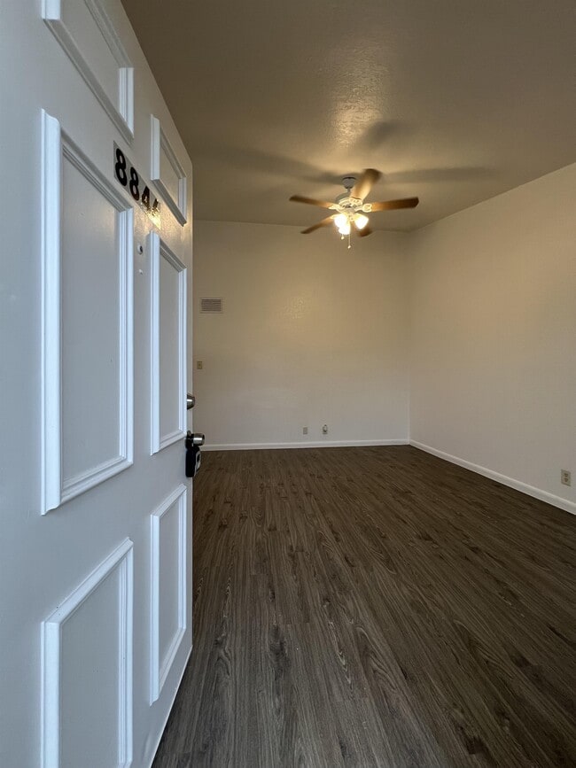 Building Photo - 8846 Meadow Range St