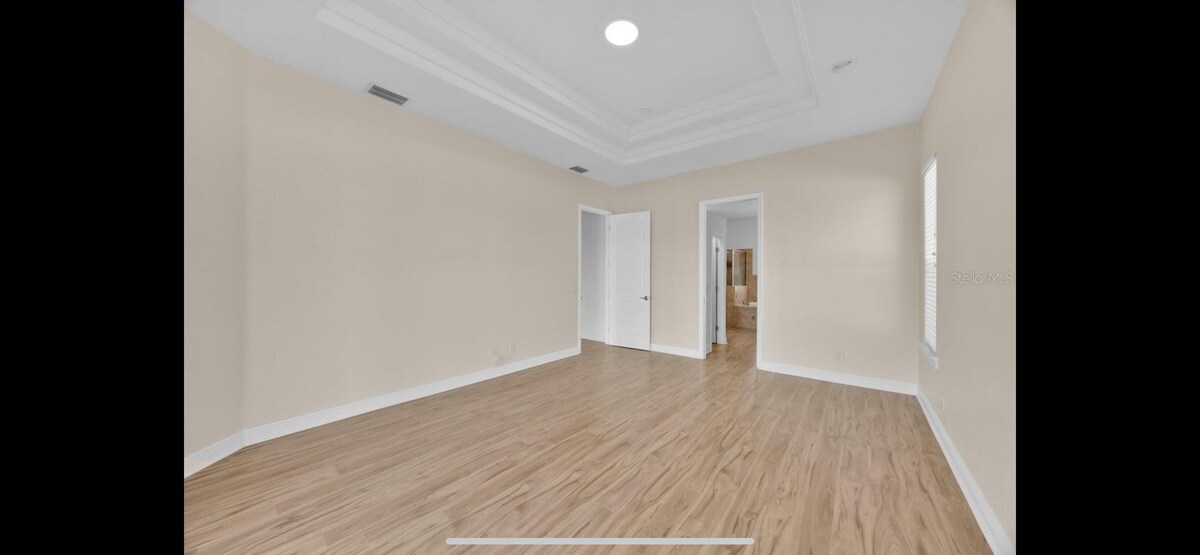 Building Photo - 5556 Vintage View Blvd