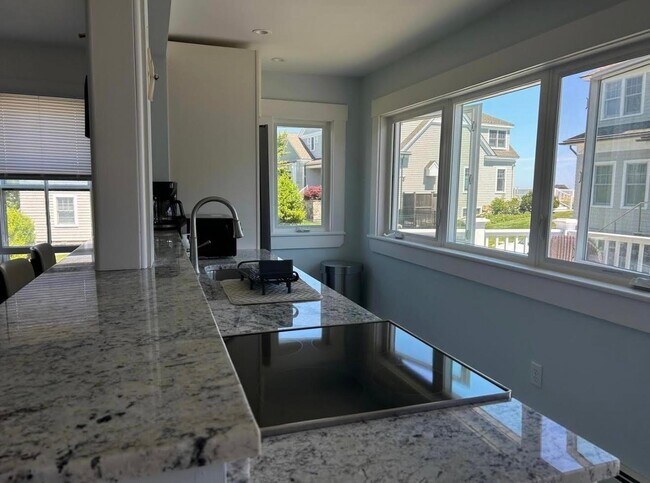 Building Photo - 1300 Ocean Blvd