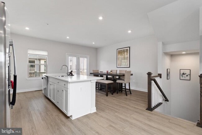 Building Photo - 1109 Patuxent Greens Dr