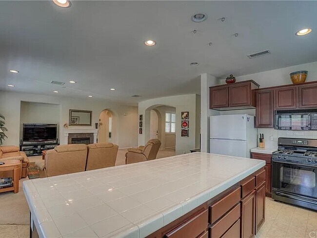 Building Photo - 29394 Castaway Ct