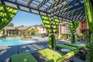 Building Photo - Hudson at Westchase Apartments