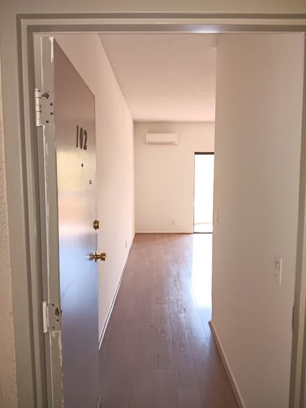 Building Photo - 10965 Fruitland Dr