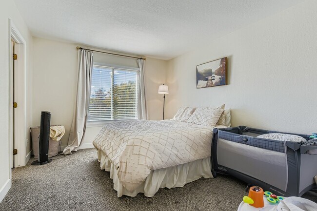Building Photo - 6276 Nassau Ct