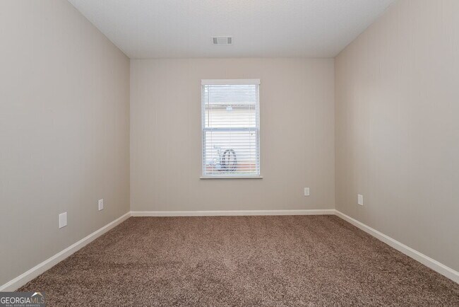 Building Photo - 1122 St Phillips Ct
