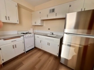 Building Photo - 498 Lee St