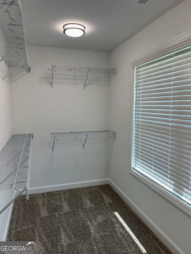 Building Photo - 3710 Renaissance Cir