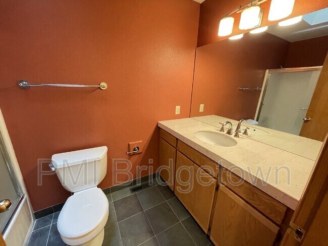 Building Photo - 11011 S Southridge Dr