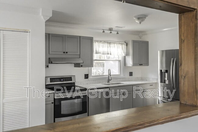 Building Photo - 10919 Speeks Ct