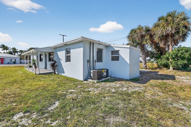 Building Photo - 58 W 27th St