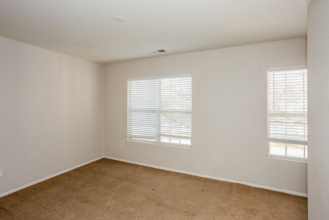 Building Photo - 9514 John Russell Rd