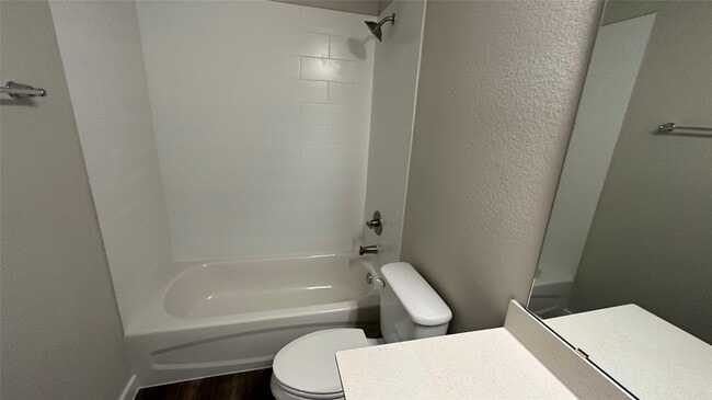 Building Photo - 9804 Grosbeak Ln