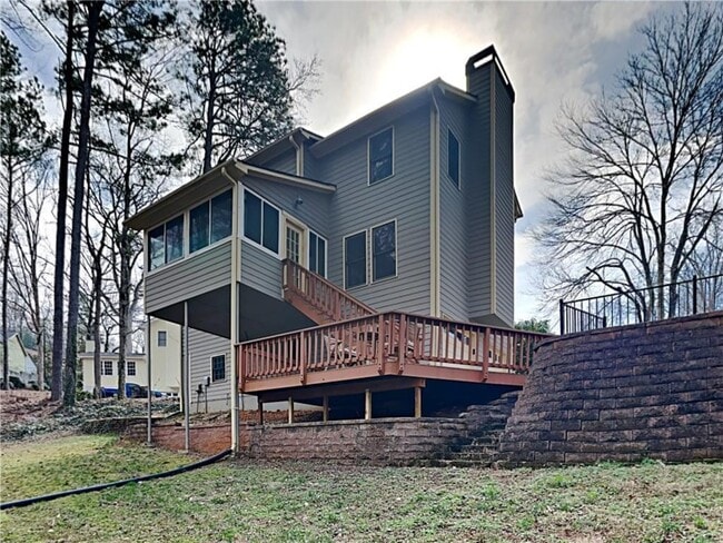 Building Photo - 4856 Hawk Pl NE