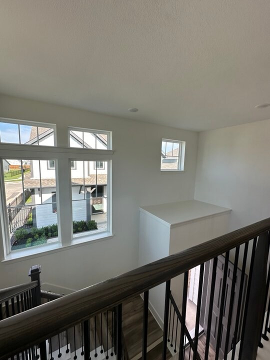 Building Photo - 13369 Hedgebrook Pl
