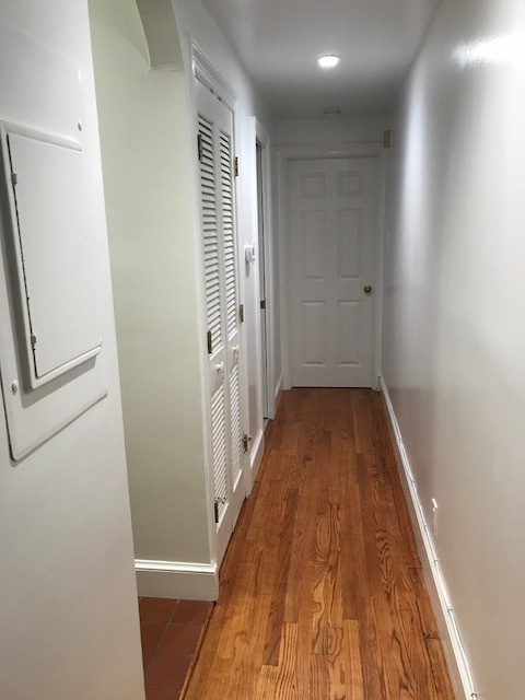 Hallway - 2139 Newport Pl NW