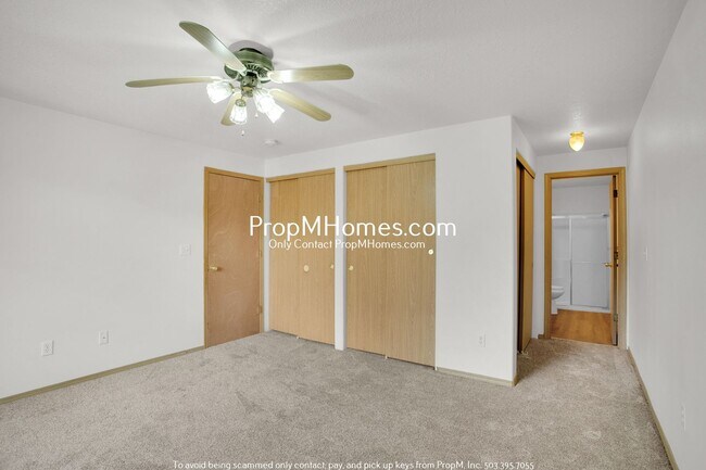 Building Photo - Spacious Updated Three Bedroom in Cully - ...