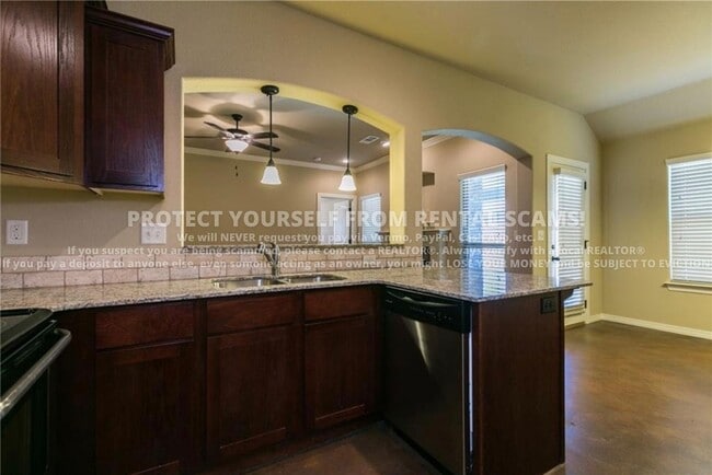 Building Photo - 2852 W Millstone Dr