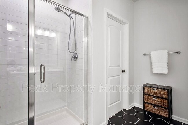 Building Photo - 8112 Wistar Creek Walk