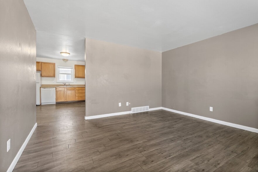 Building Photo - 4021 Goodell Ln