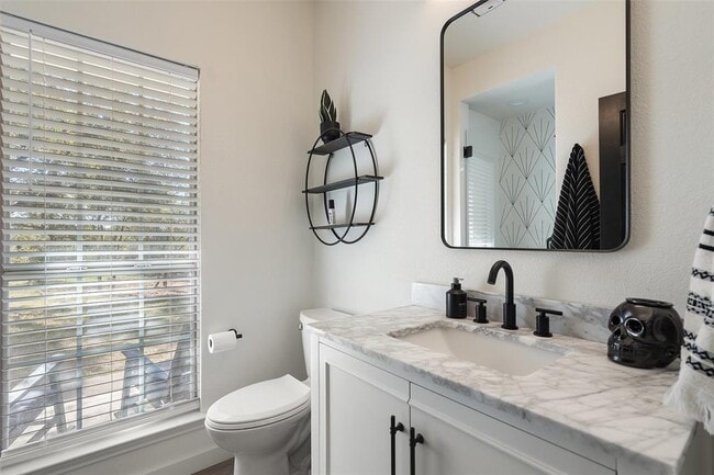 Building Photo - 310 Saddle Blanket Dr