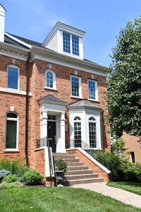 Building Photo - 20 Brighton Way