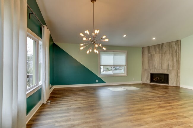 Building Photo - 1164 Molokai Dr
