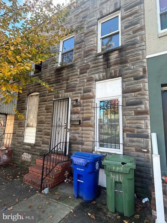 Building Photo - 1807 Ramsay St