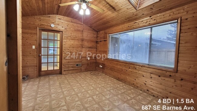 Building Photo - Comfortable 4 BD | 1.5 BA Home w/ Large Yard - Gresham
