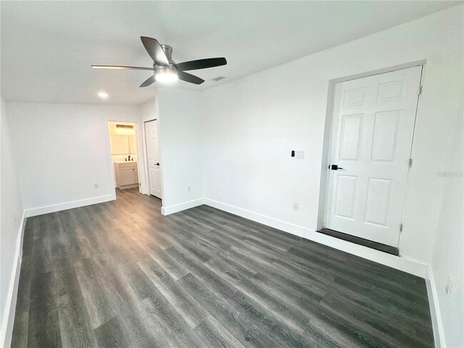 Building Photo - 1417 Ambassador Ave