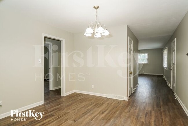 Building Photo - 7943 Singleton St